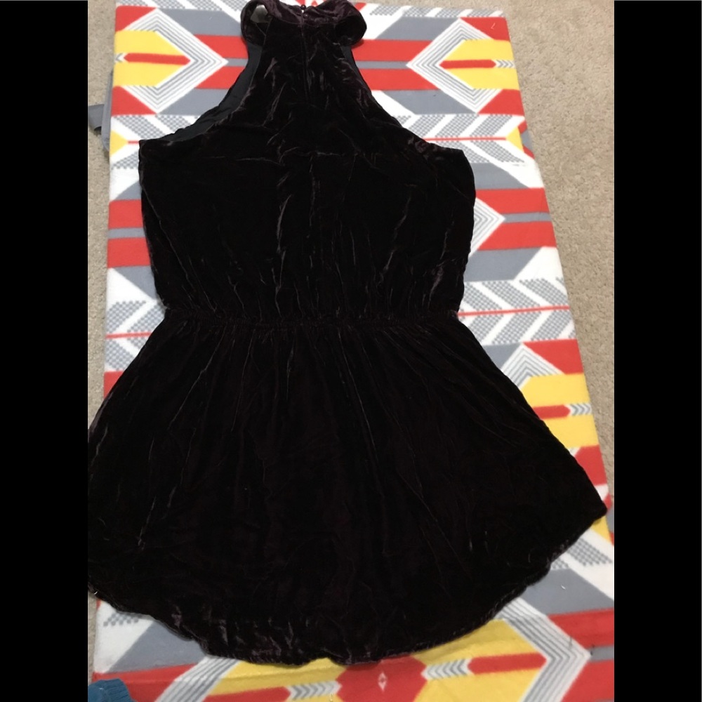 Line and dot dark maroon velvet mini.